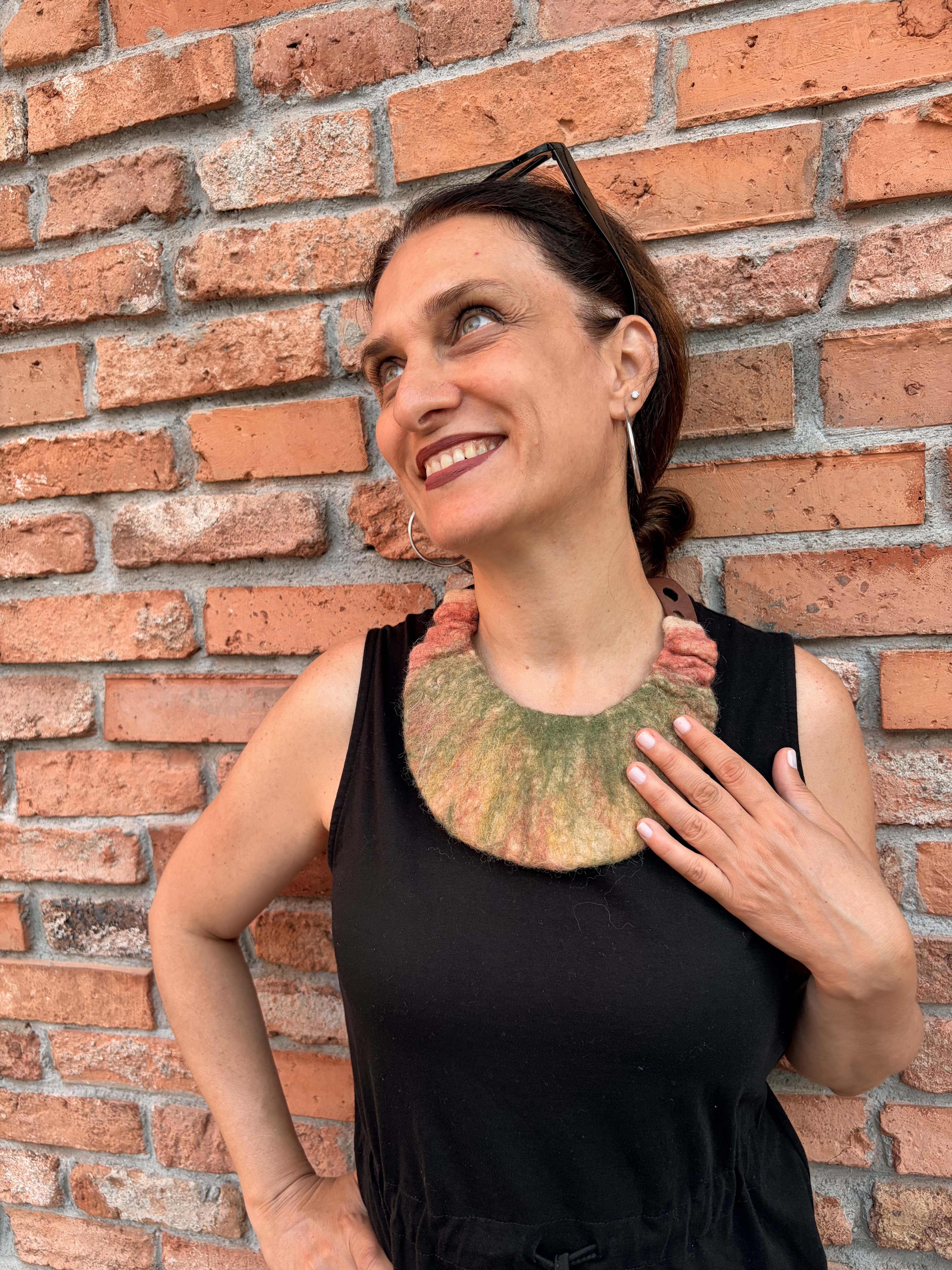 Yeşil Yaka - Yan